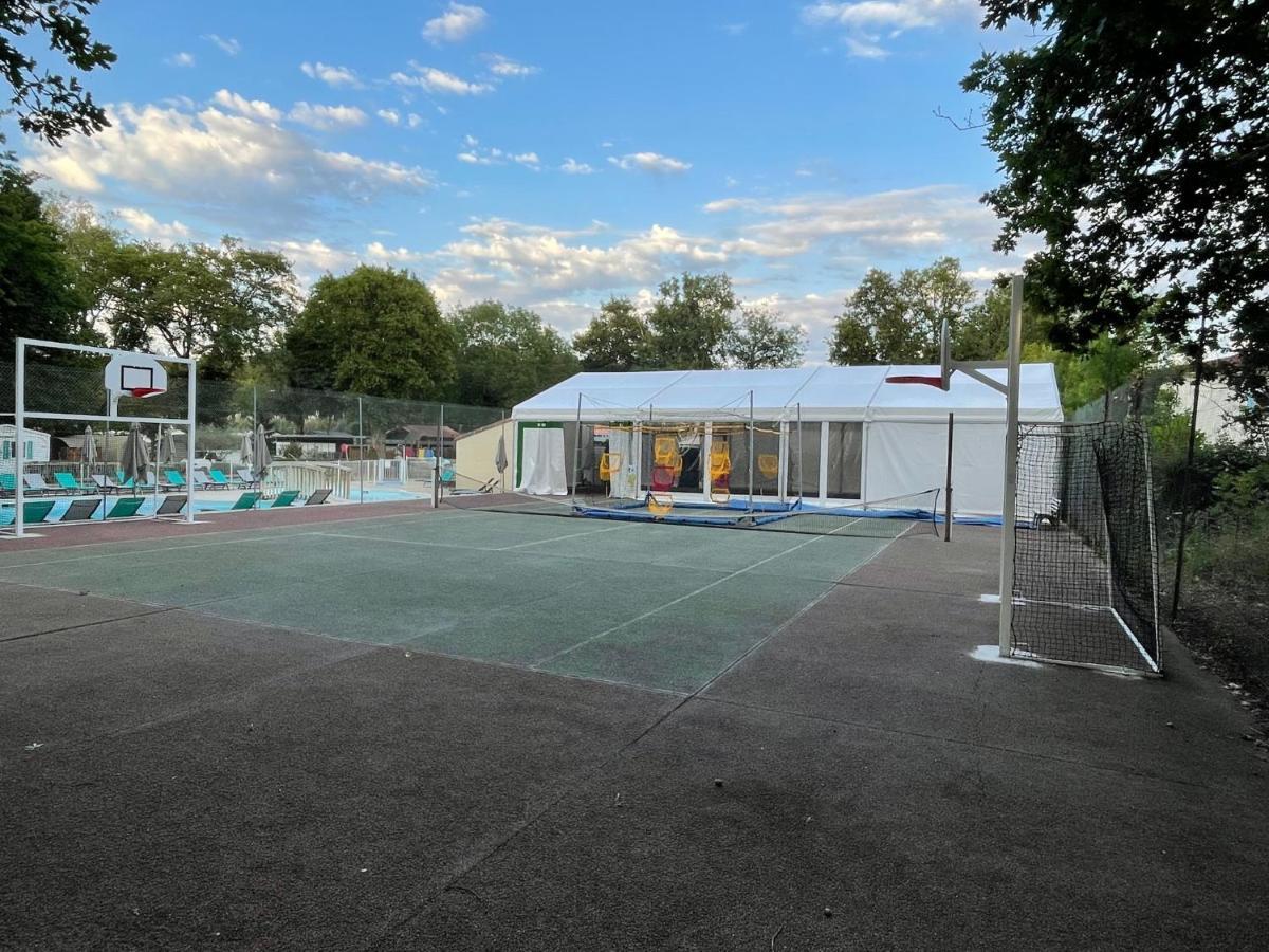 Camping Royal Ocean Hotel Saint-Sulpice-de-Royan Exterior photo